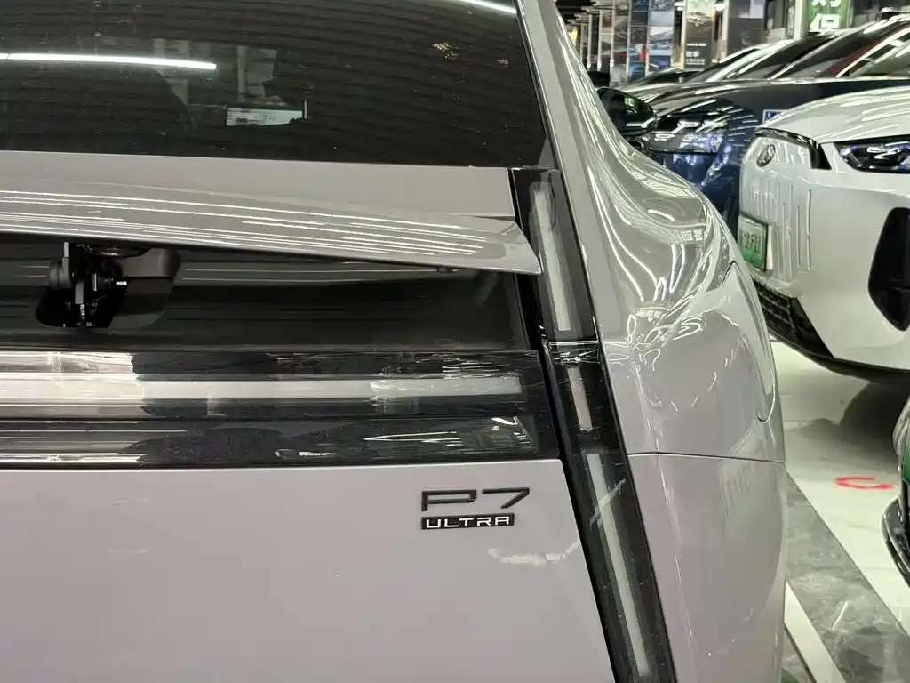XPeng P7 — миниатюра 16