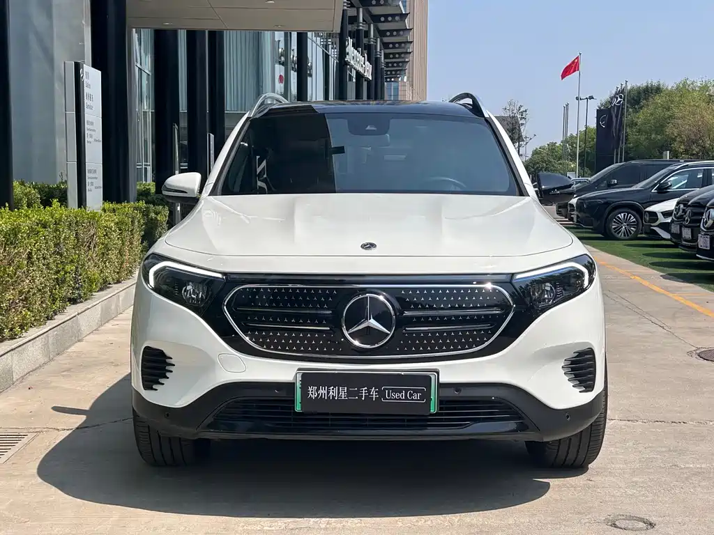 Mercedes-Benz EQB 2022 EQB 260