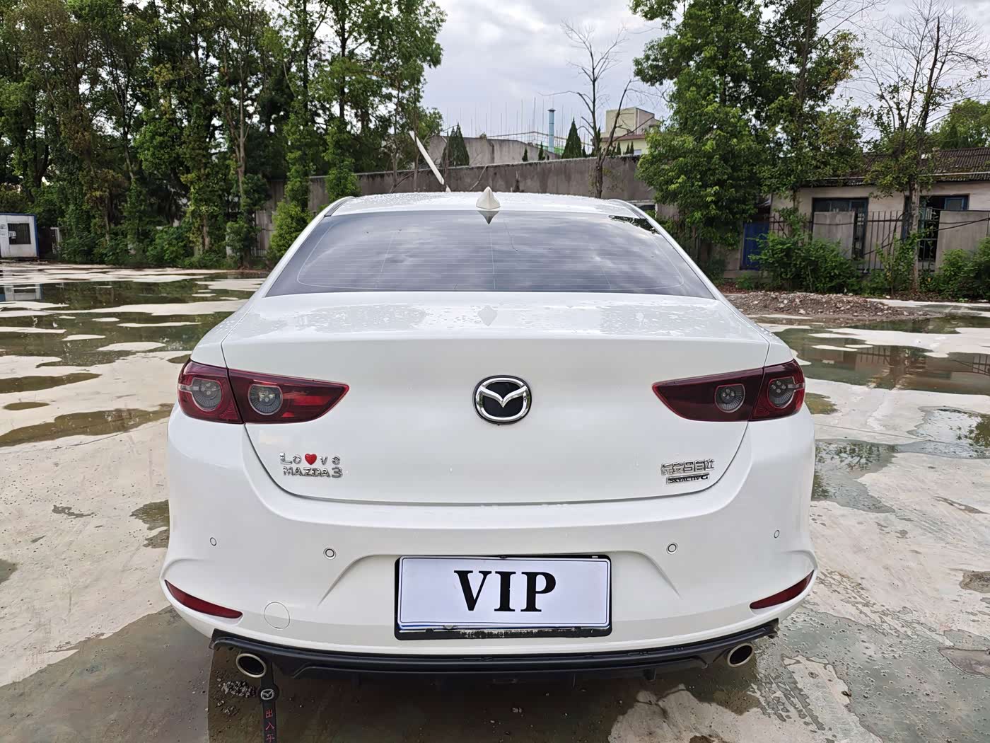 Mazda Mazda3 Axela 1.5 л 2021 г. Белый, пробег 50000 км