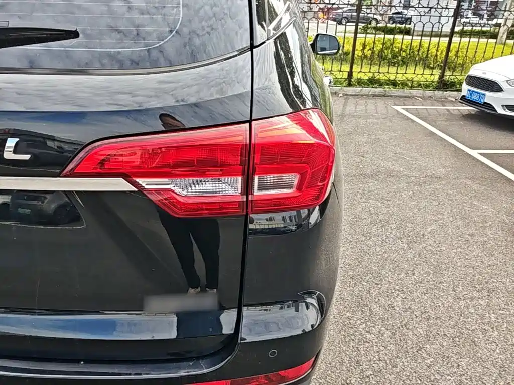 Haval M6 — миниатюра 8