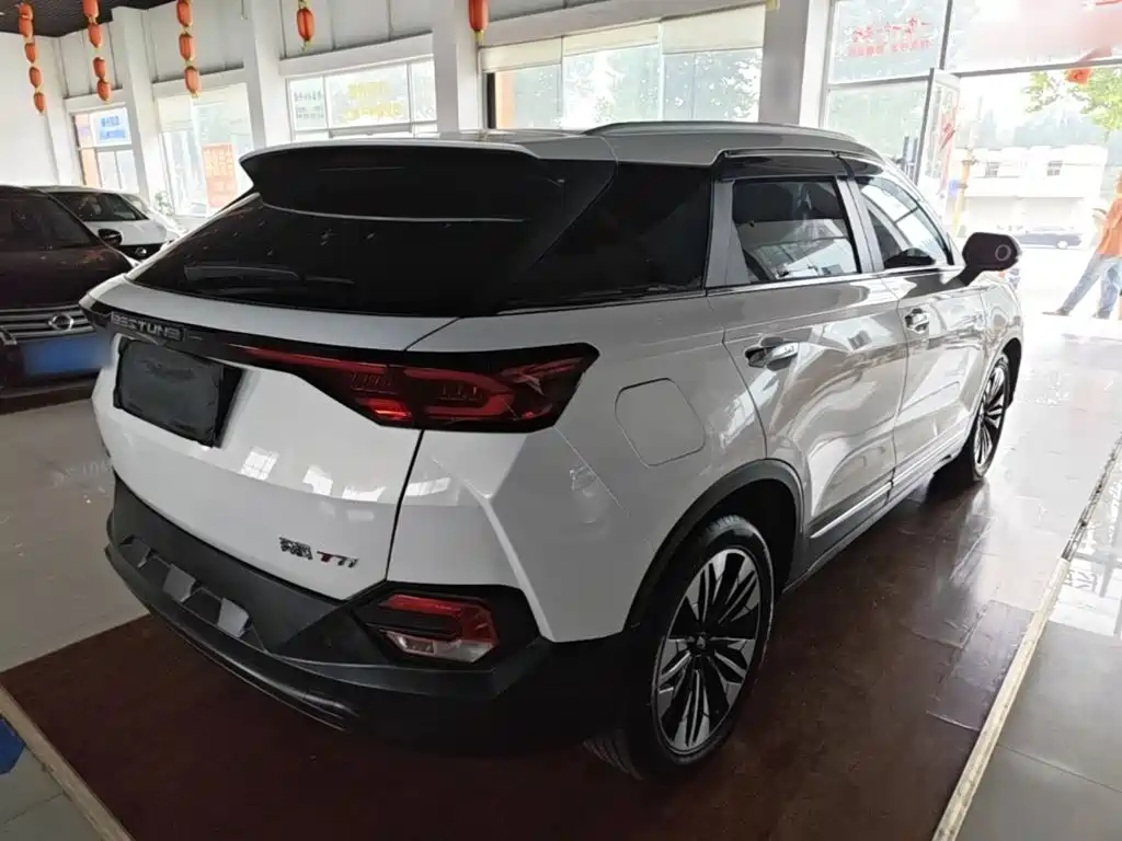 Bestune T77 2019 230 TID AT Luxury VI
