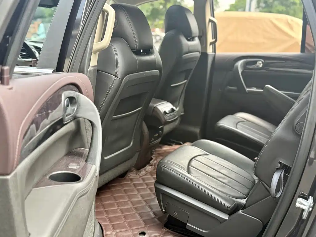Buick Enclave — фотографии объявления, Фото 13