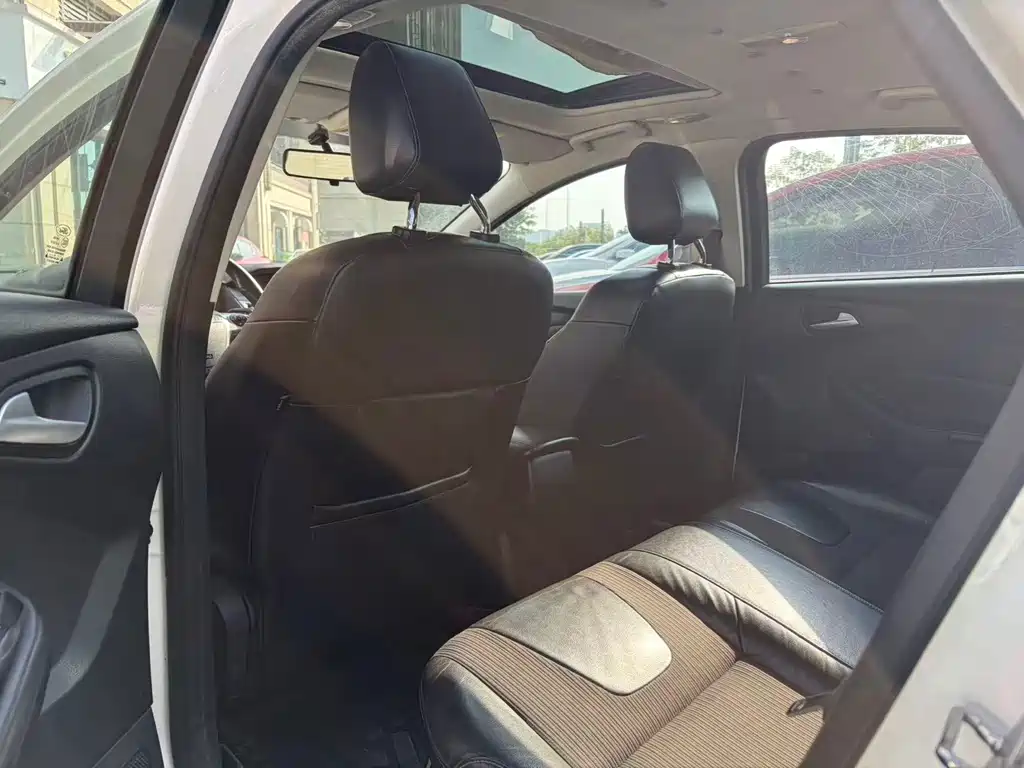 Ford Focus — миниатюра 7