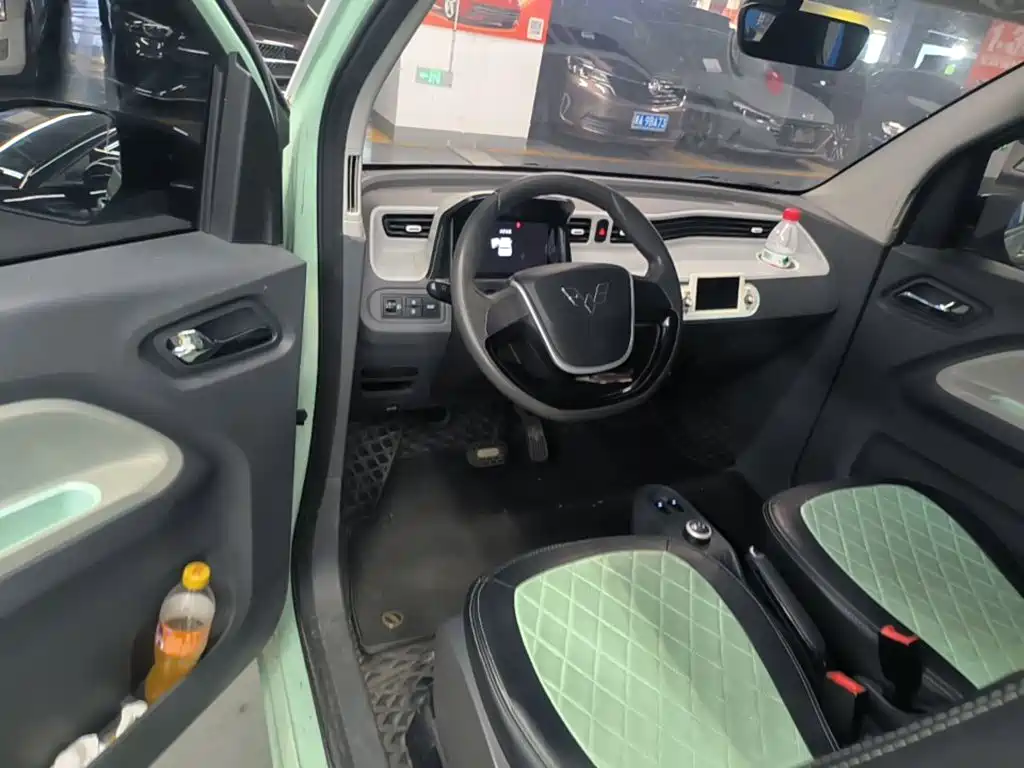 Wuling MINIEV — миниатюра 10