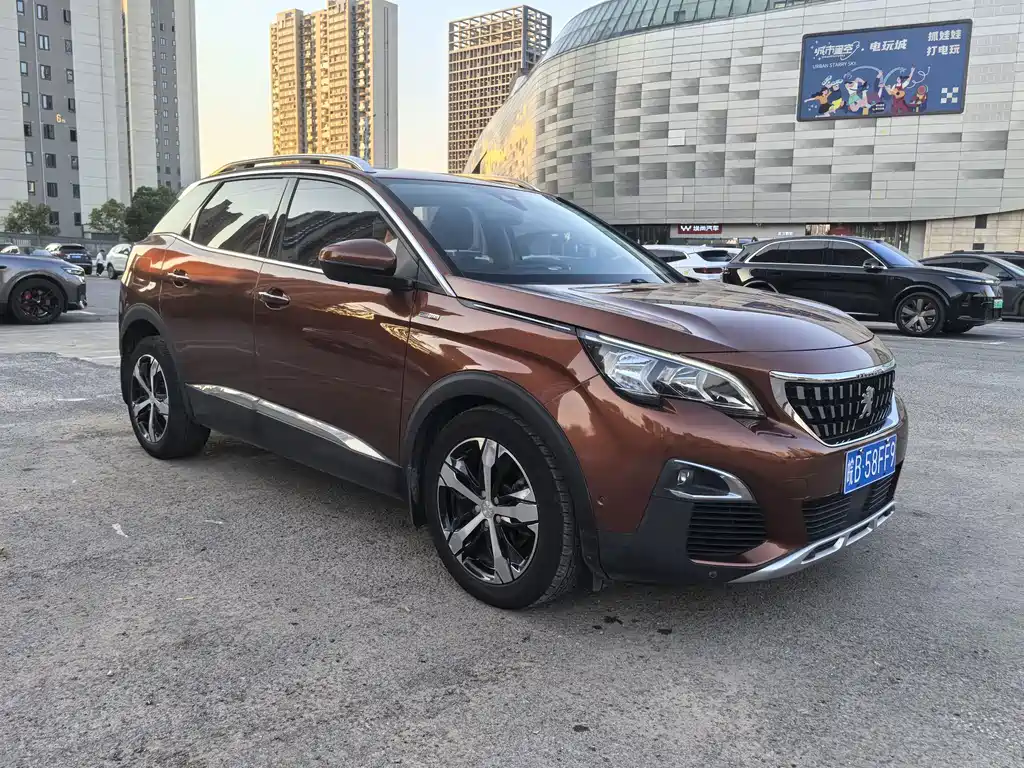 Peugeot 4008 — миниатюра 8