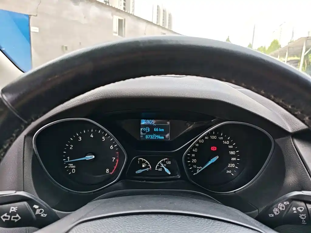 Ford Focus — миниатюра 12