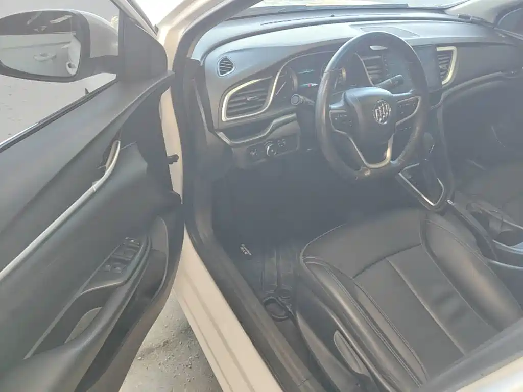 Buick Excelle — миниатюра 16