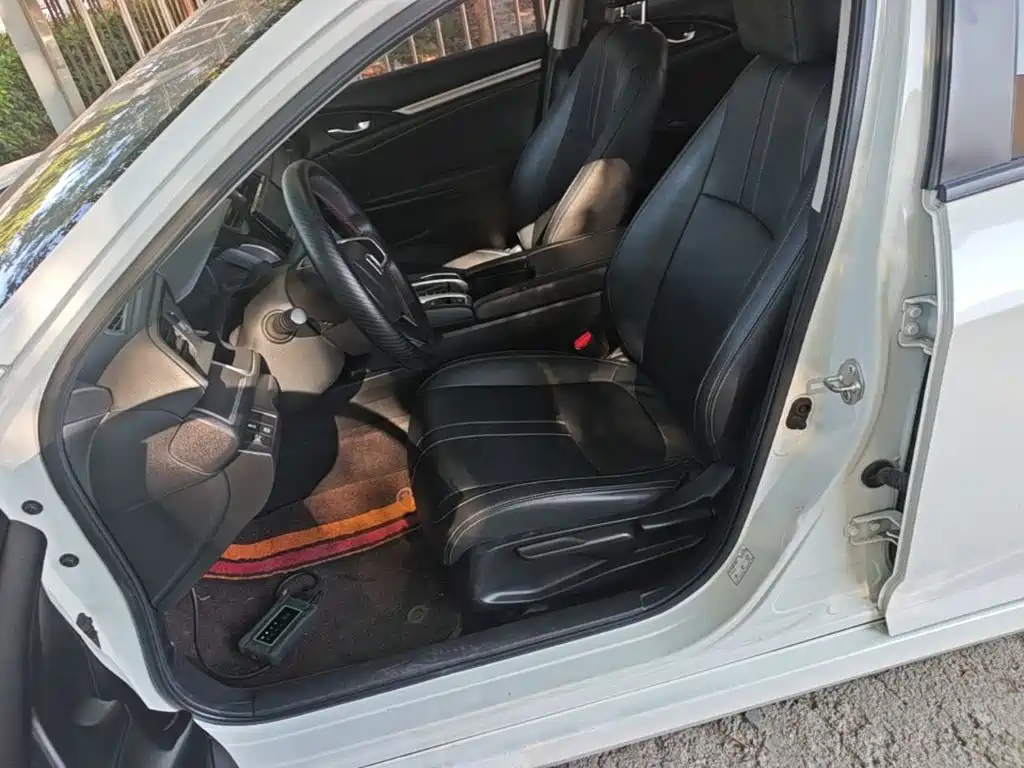 Honda Civic — миниатюра 15