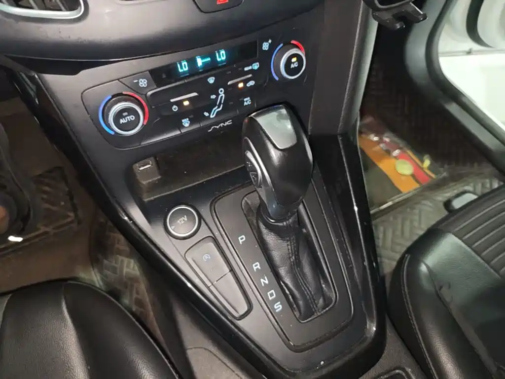 Ford Focus — миниатюра 14