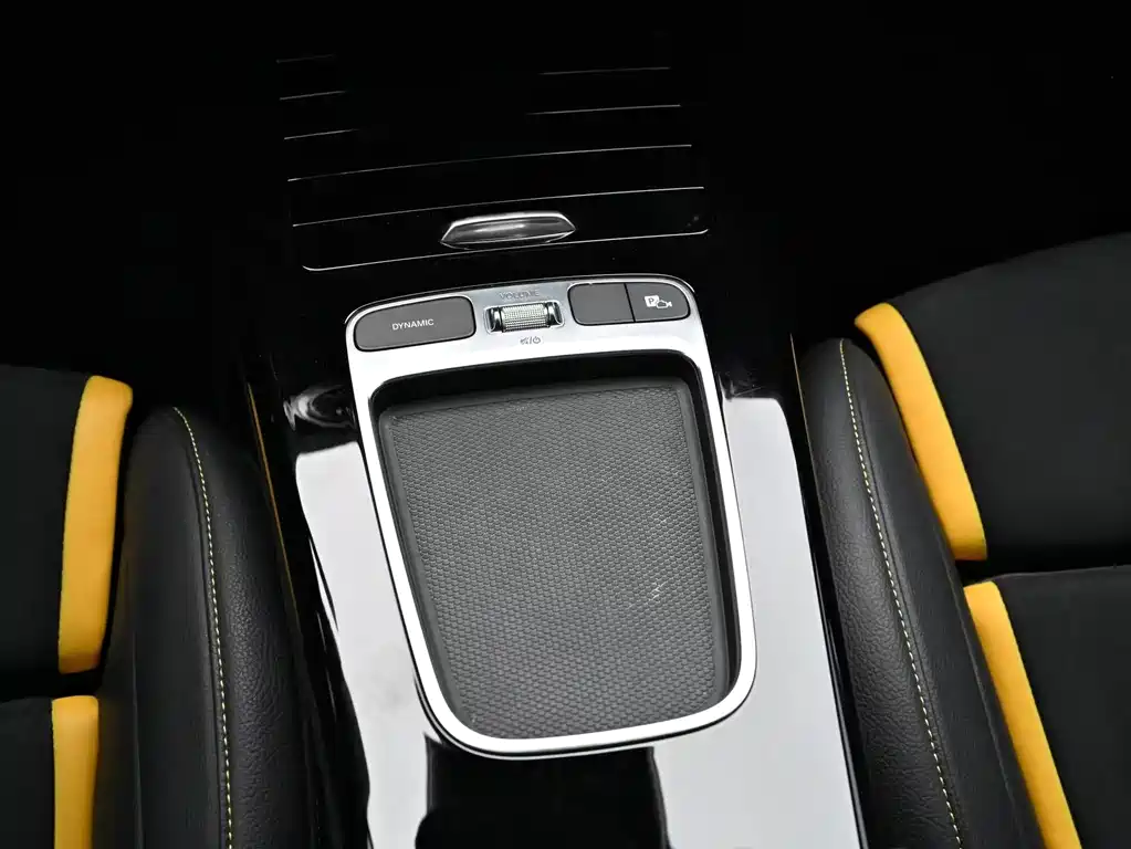 Mercedes-Benz CLA AMG — миниатюра 14