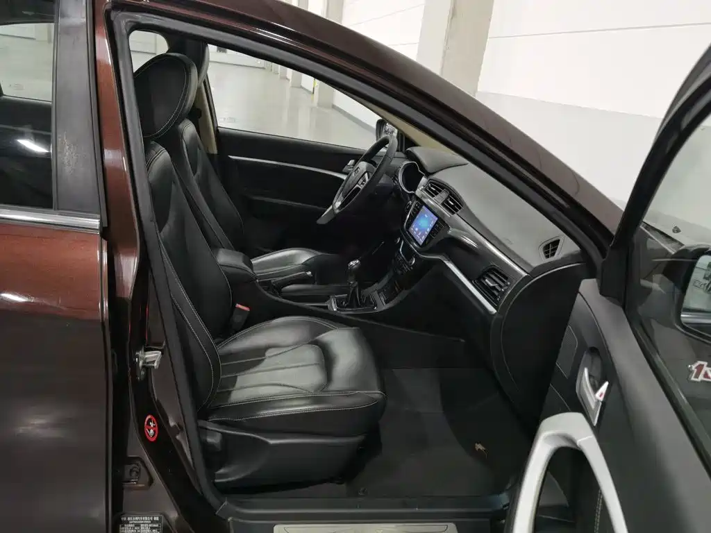 Geely Emgrand — миниатюра 23