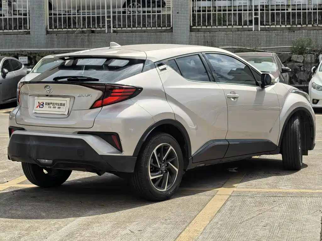 Toyota C-HR — миниатюра 4