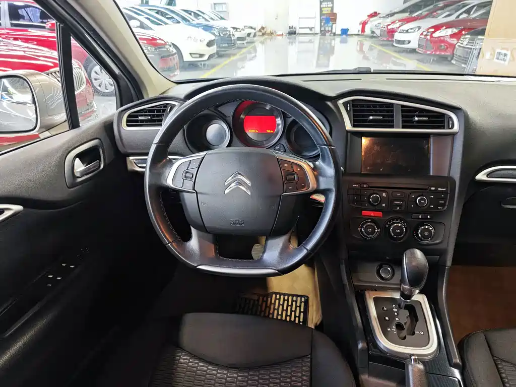 Citroen C4L — миниатюра 11
