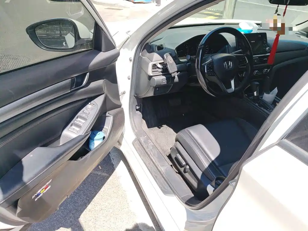 Honda Inspire — миниатюра 12
