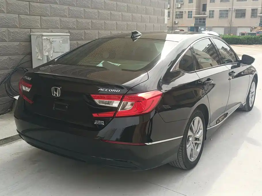 Honda Accord — миниатюра 3