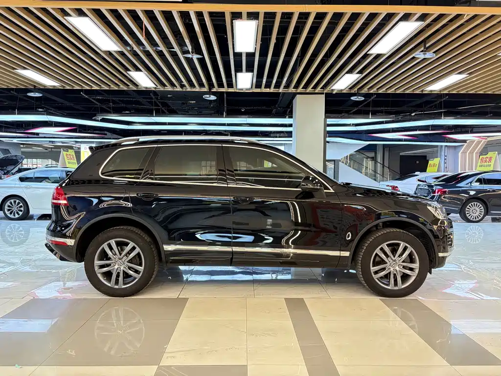 Volkswagen Touareg — миниатюра 6