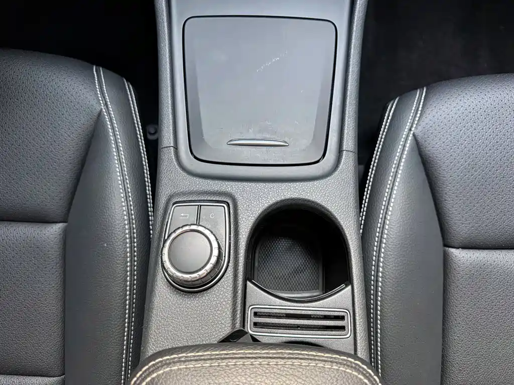 Mercedes-Benz GLA — миниатюра 15
