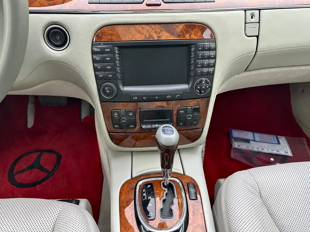 Mercedes-Benz S-Class — миниатюра 14