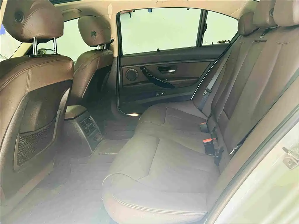BMW 3 Series — миниатюра 22