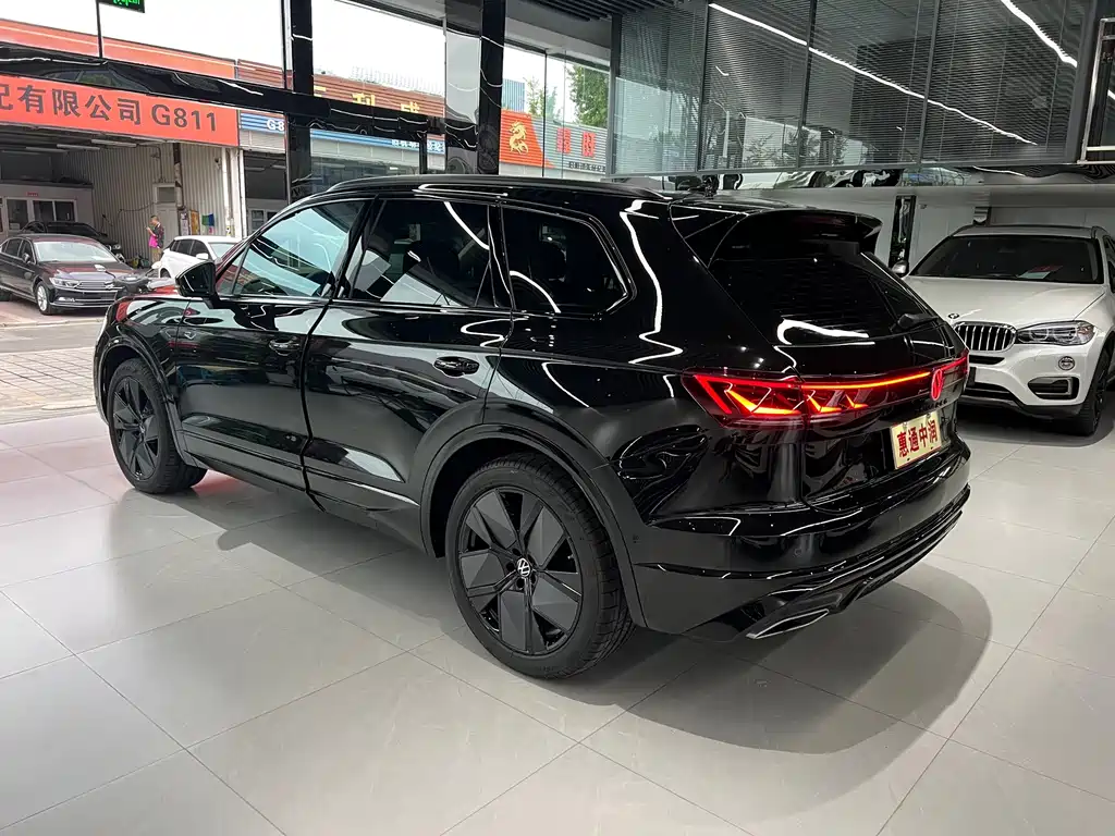 Volkswagen Touareg — миниатюра 5