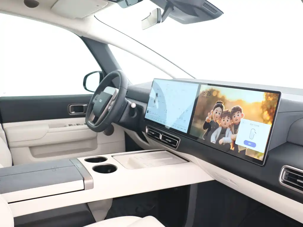 Li Auto Li MEGA — миниатюра 13