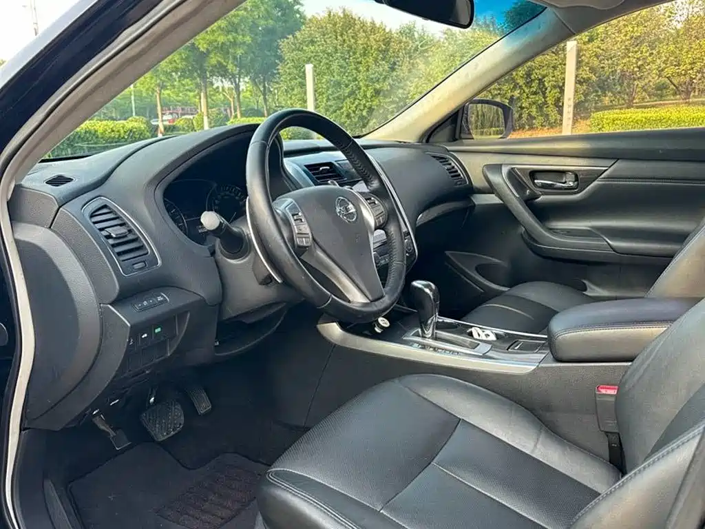 Nissan Teana — миниатюра 8
