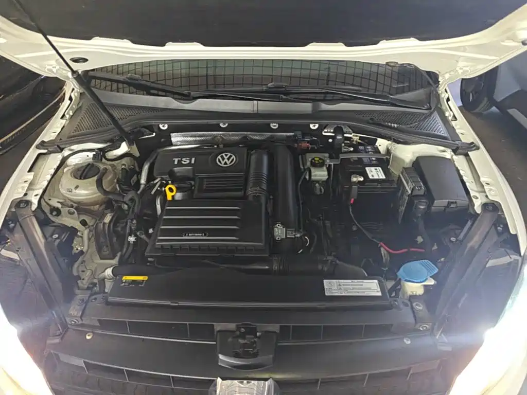 Volkswagen Golf — миниатюра 20