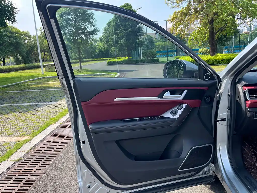 Haval H6 Coupe — миниатюра 16