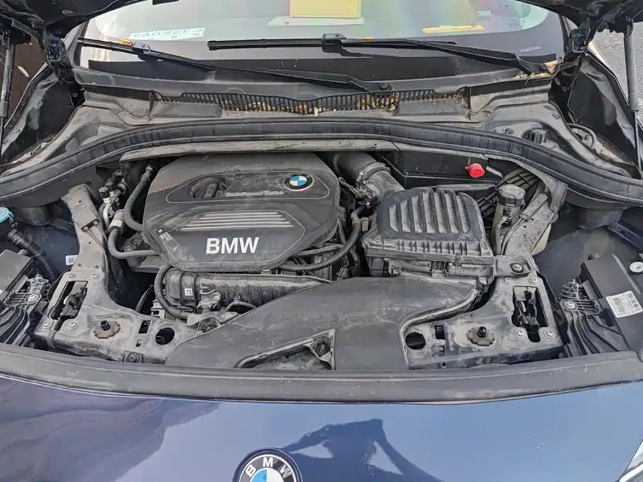BMW 2 Series Active Tourer — миниатюра 10