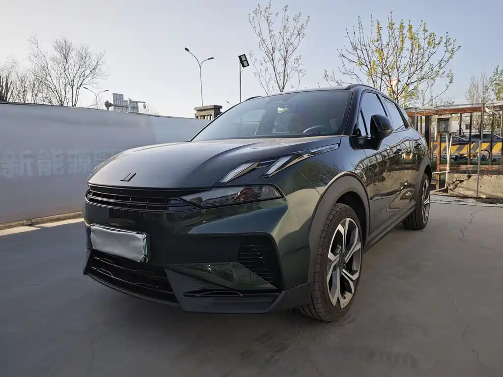 Lynk & Co 06 EM-P 2024