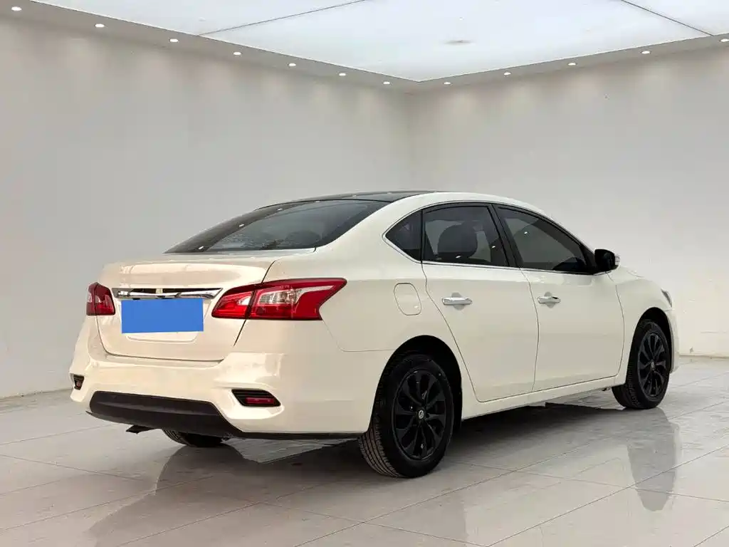Nissan Sylphy — миниатюра 8