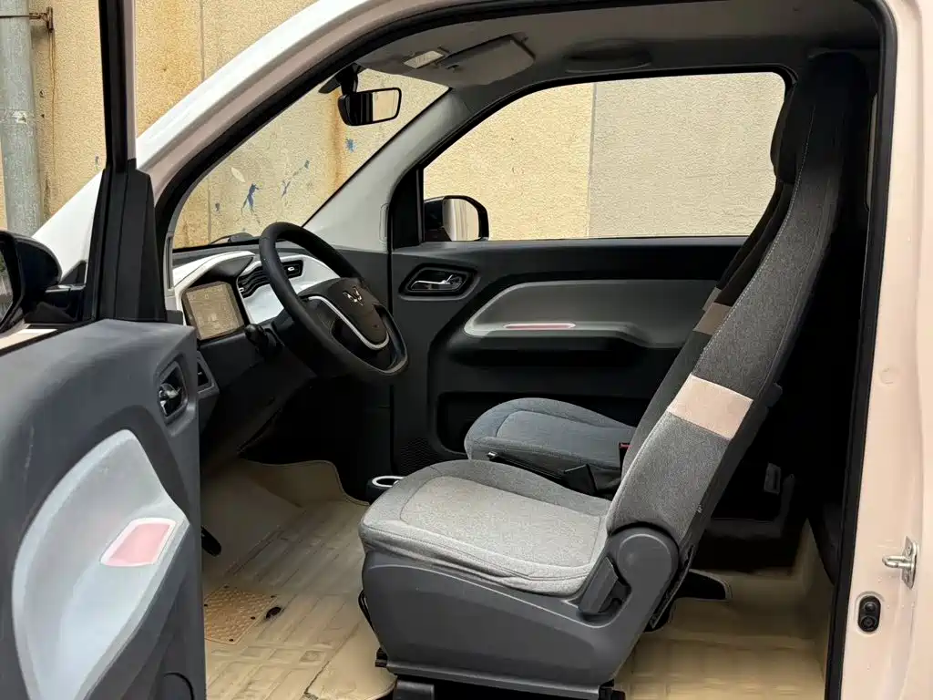Wuling MINIEV — миниатюра 7