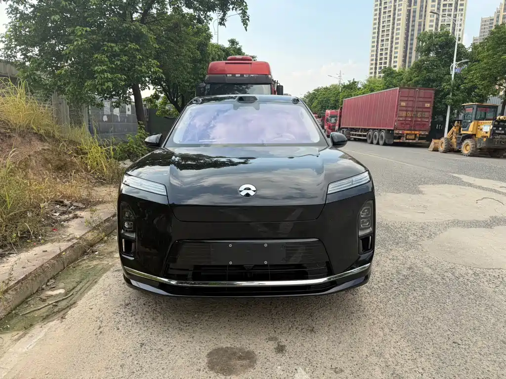 NIO ES8 — миниатюра 2