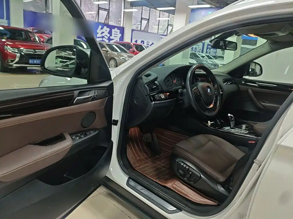 BMW X4 — миниатюра 15