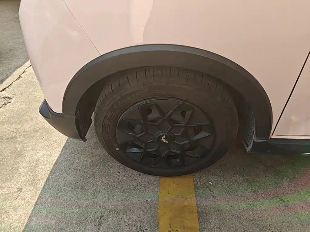 Wuling MINIEV — миниатюра 23