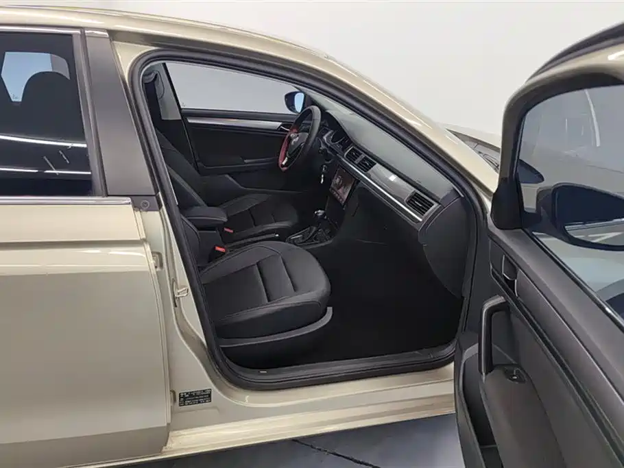 Volkswagen Bora 2018 1.5L AT Fashion