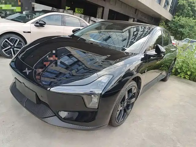 2025 Xpeng Mona M03