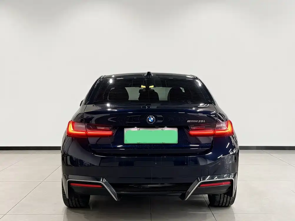 BMW i3 2024 eDrive 35 L