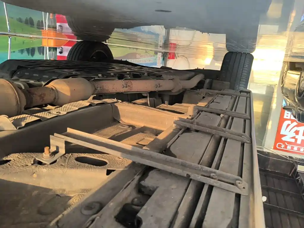 Roewe RX5 New Energy — миниатюра 21