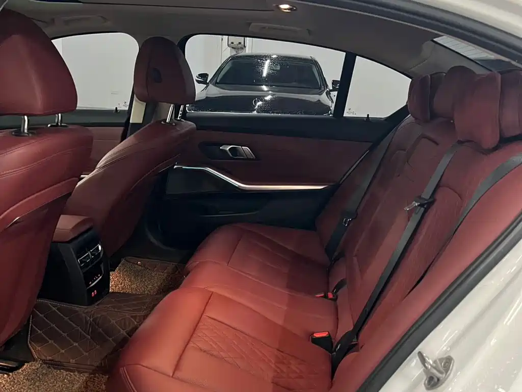 BMW i3 2024 eDrive 35 L
