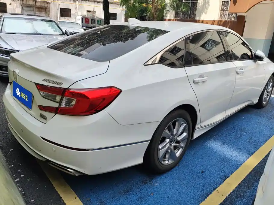 Honda Accord — миниатюра 3