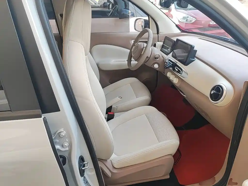 Wuling MINIEV — миниатюра 25