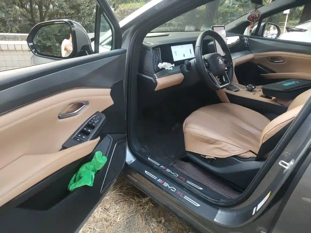 BYD L DM-i — миниатюра 12