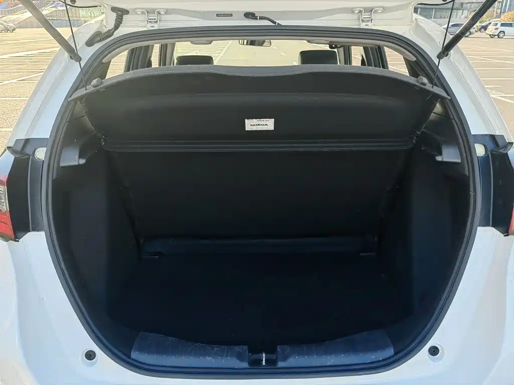 Honda Fit — миниатюра 27