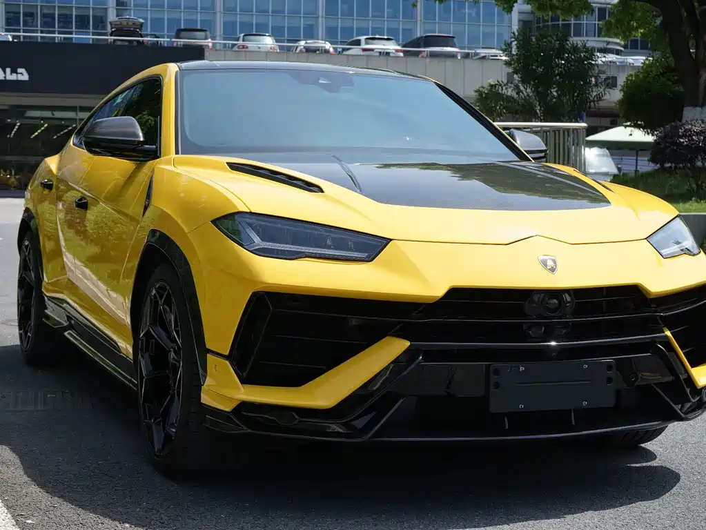 Lamborghini Urus — миниатюра 3