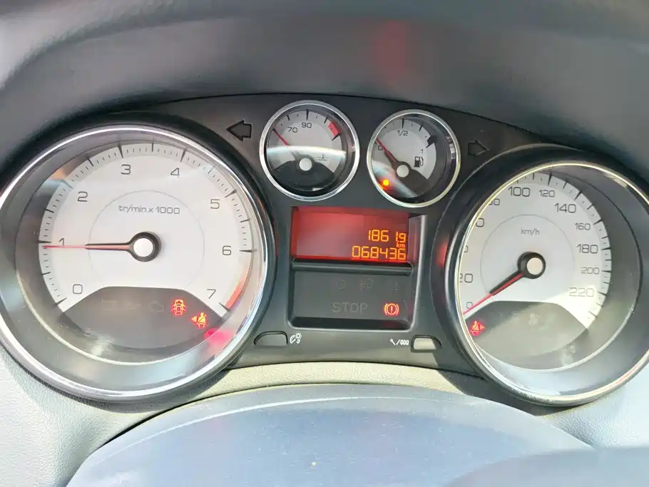 Peugeot 308 — миниатюра 14