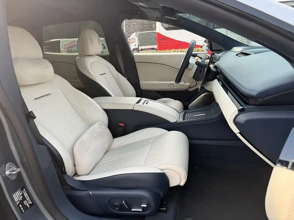 ZEEKR EXTREME KRYPTON 007