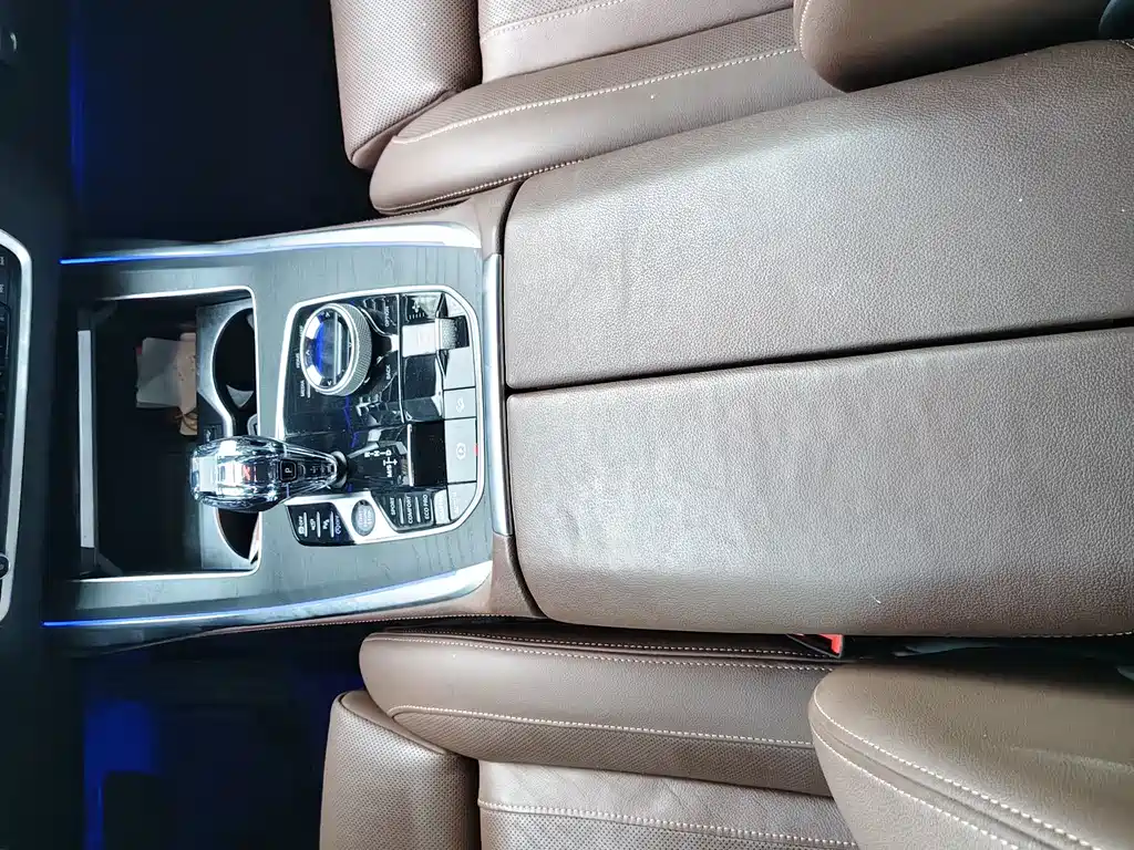 BMW X7 — миниатюра 7