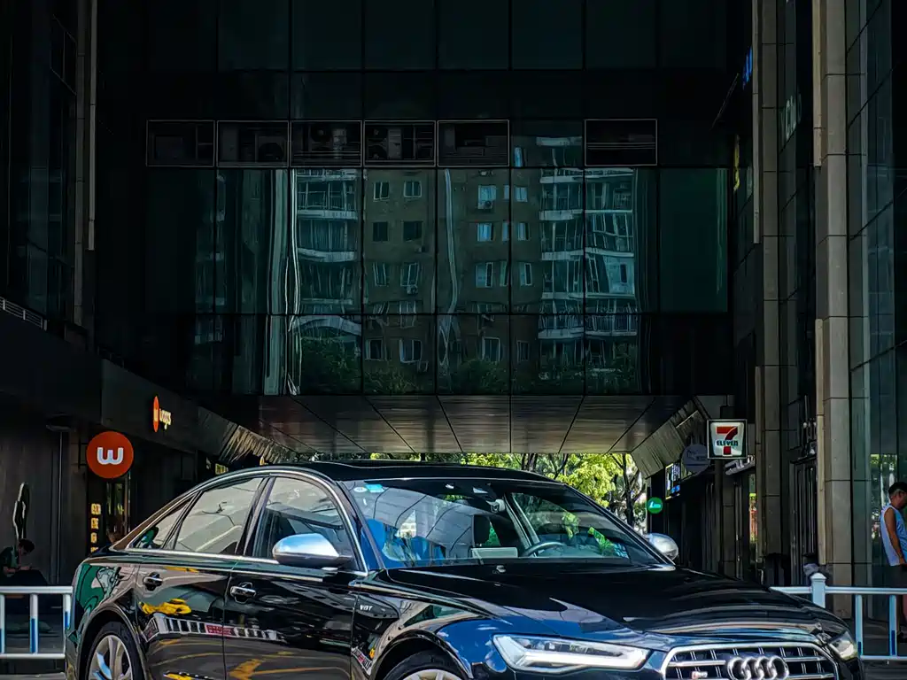 Audi S6 — миниатюра 3
