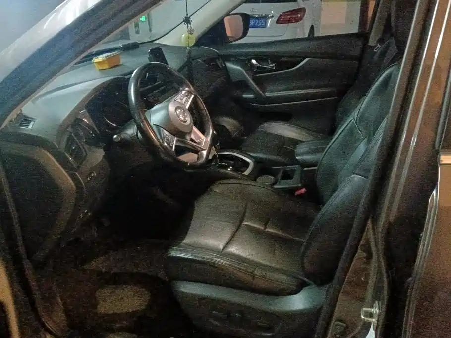 Nissan X-Trail — миниатюра 9